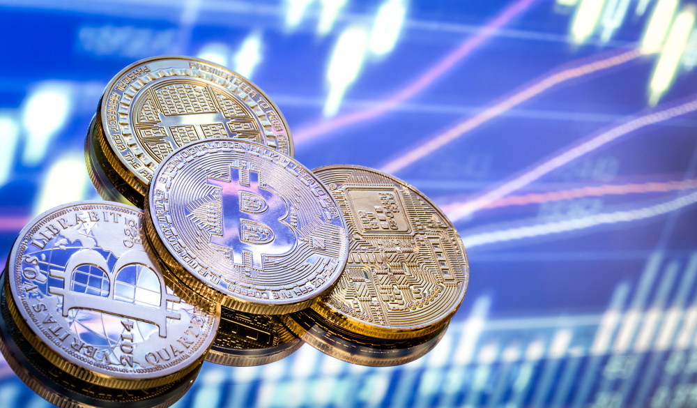 Hyperliquid's USDC Deal May Propel HYPE While Increasing Pressure on Circle and Coinbase Margins, Analysts Predict